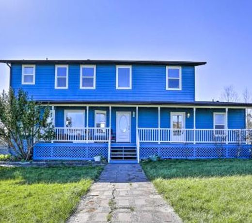 Friday Harbor Apartment with Deck - 4 Mi to Downtown