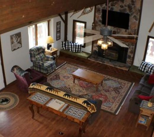 Valley Chalet