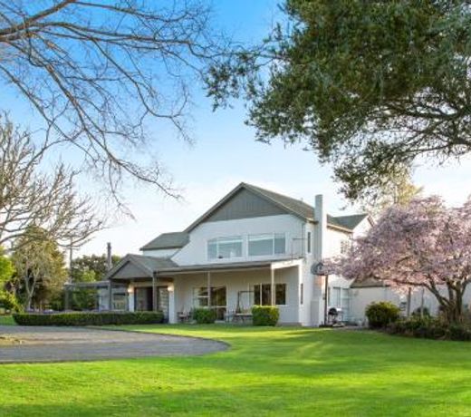 Maxwell's Golf Retreat