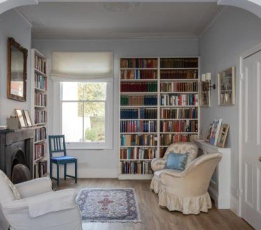 GuestReady - Cosy and beautiful 2BR Flat near Battersea fits 4