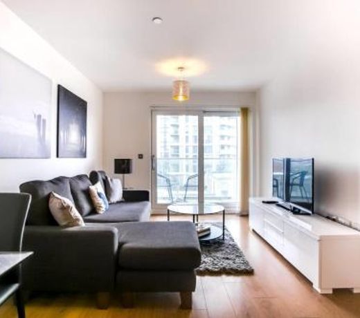GuestReady - 2-Bdr Apartment with Balcony by The Thames