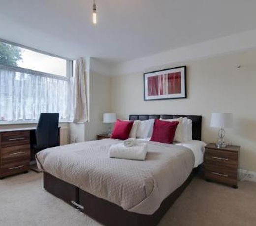 Newark House - 2 Bedroom Serviced Apartment