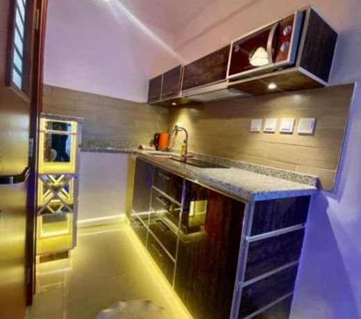 Zbass Luxury Apartment 4