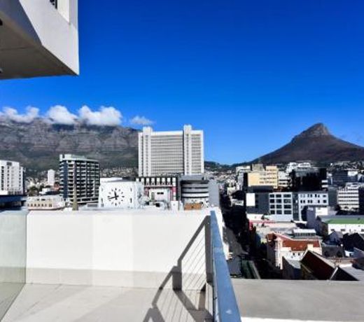 Cape Town Family Apartments on Long Street with Great views
