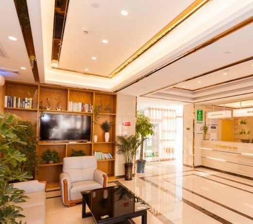 GreenTree Inn Yichang Wanda Binjiang