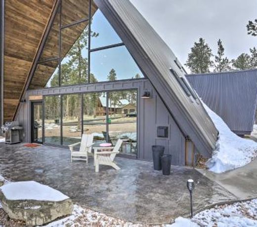 Modern Lead A-Frame with Hot Tub Hike, Bike and ATV!