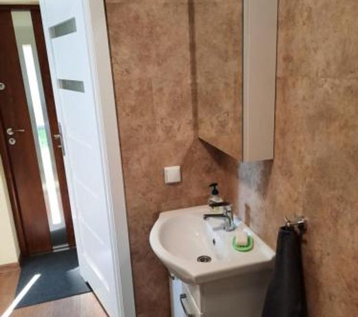 Apartament pod grusza