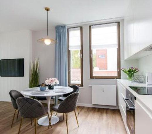 Blue Rentyear Apartments