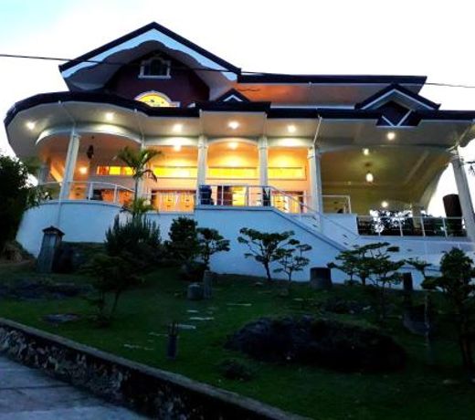 Canoy's Mansion Apartelle