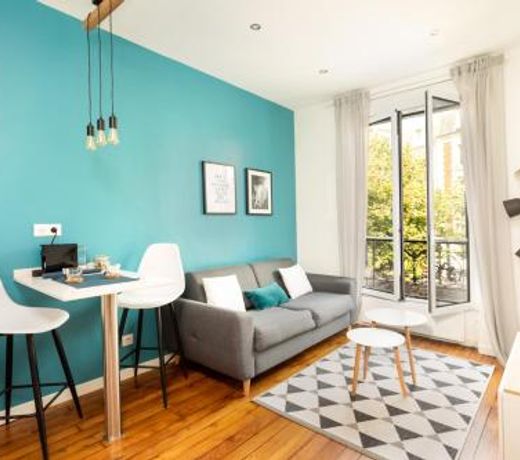 â Charmant/Nice APPARTEMENT â proche/near LA DEFENSE & PARIS