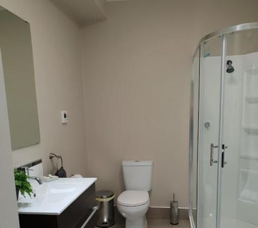 Accommodation at Lakeside