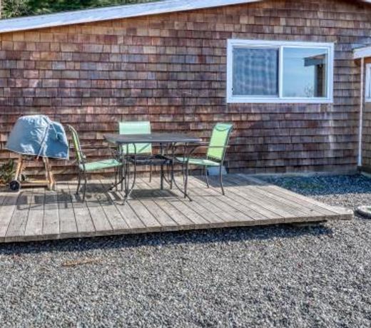 Harbor View Cottages