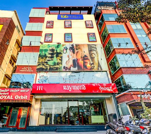 FabHotel Royal Orbit