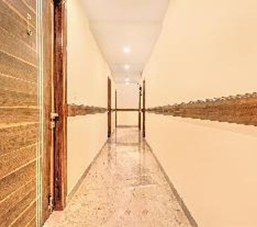 FabHotel Royal Orbit