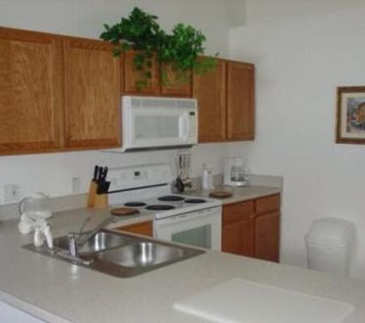 4 Bed 3 Bath Pool & Spa Home With Golf Course Views