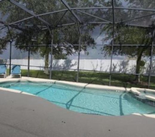 Modern 4 Bedroom 3 Bath Pool Home in Tower Lakes