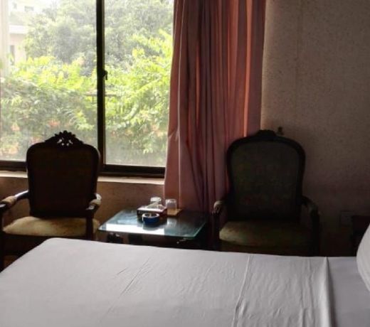 The Sun Guest House F-6