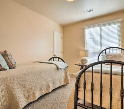 Quiet and Updated Kanab Townhome - Near Zion NP