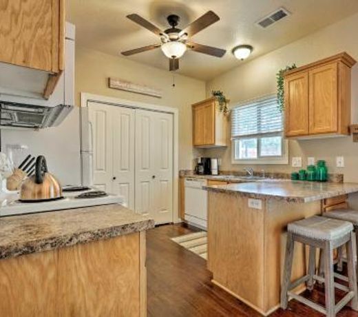 Lovely Kanab Condo in Dwtn, 30 mi to Zion NP!