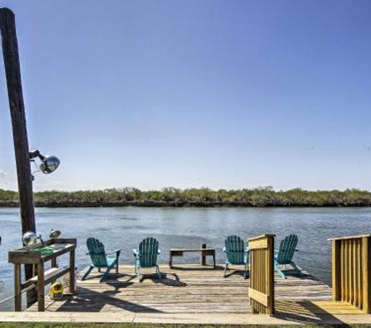 Audubon Suite Studio with Pier on Arroyo River!