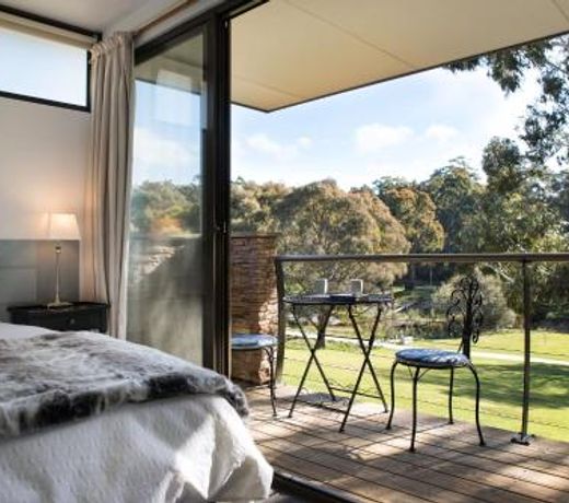 Lake Daylesford Lodge 6