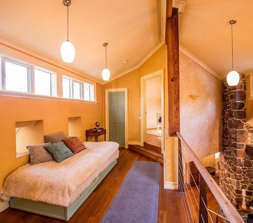 Luxury âCountry Getaway âWIFI âPool âSleeps 10
