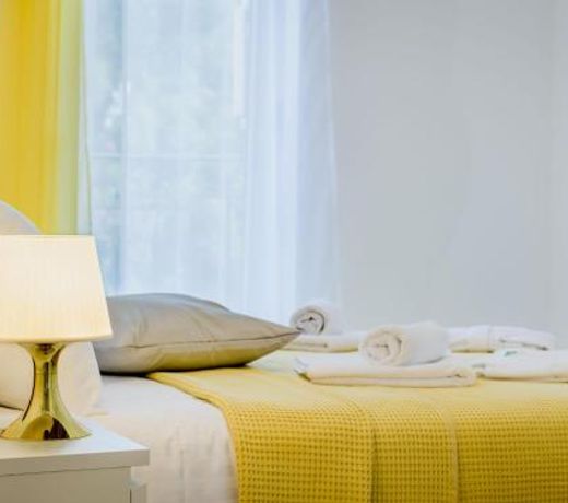 Superior Central Stay