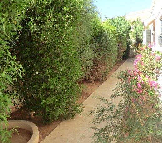 Villa Venezia El Gouna: heated pool, WiFi, beach
