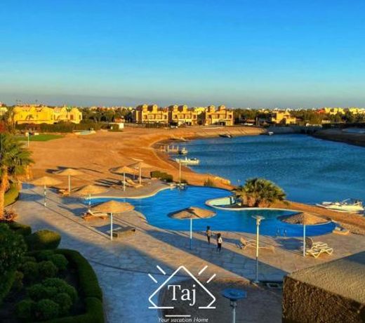 Taj Home,Exotic serenity view,2bedrooms apartment