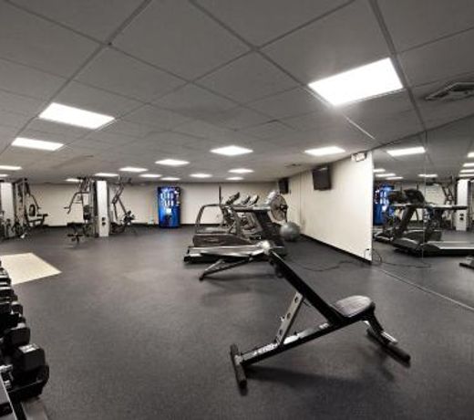 Holiday Surf & Racquet Club 517