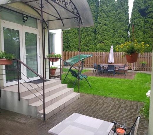 Zveryno guest house