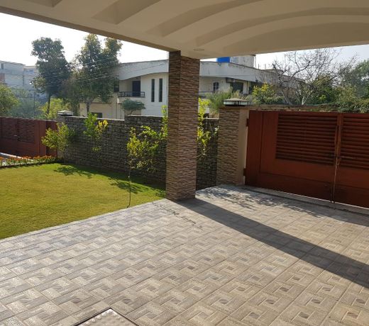 Alpha Guest house