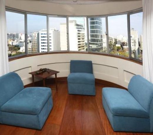 Oceanfront Miraflores Larcomar next to Marriott