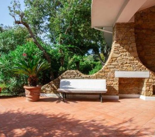 Villaflair - Villa Rotonda Punta Ala
