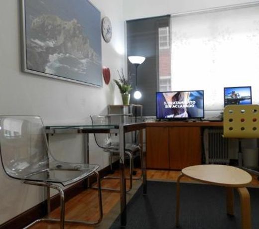 Deusto Piso wifi internet T V y garaje