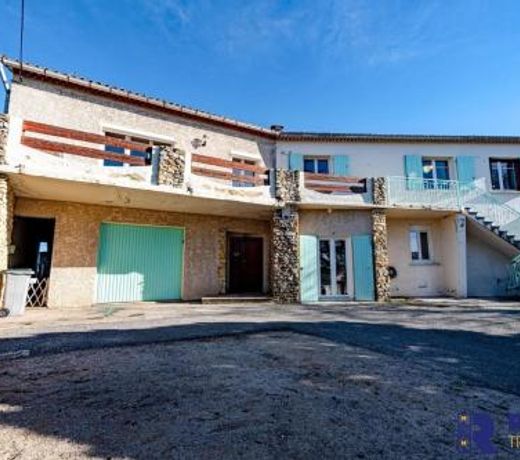 Maison Cevenole Parking securise Jardin