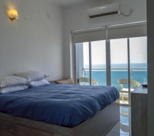 Blue Ocean Residence by AJ