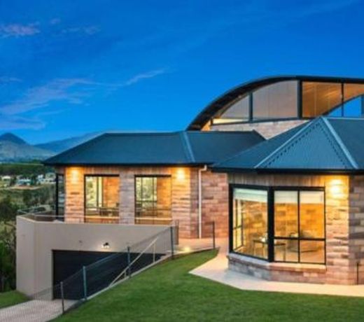 'Tyalla Lodge' Unique Luxe Design in the Mountains