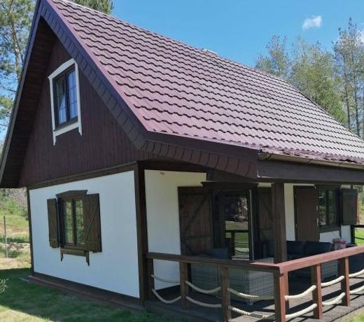 Domek na Kaszubach nad Jeziorem