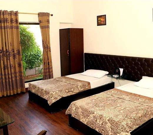 Asaish Inn I Guest House