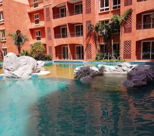 Seven Seas Resort