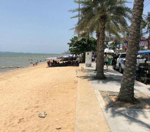 Kuno - 2Br, Beachfront Jomtien