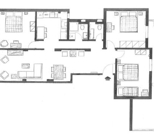 Spacious Unique Luxurious Central
