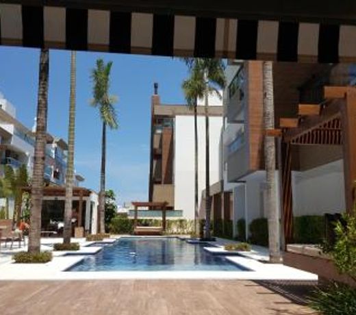 Excelente apartamento proximo a praia do Novo Campeche
