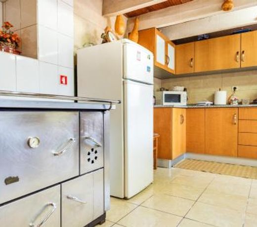 House with one bedroom in Santa Maria de Feira with wonderful mountain view terrace and WiFi 5 km fr