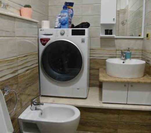 Alindro City Center Apartment