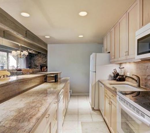 Village Center 2Br CH2