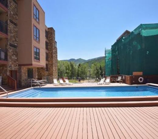 Breakaway West #212 condo