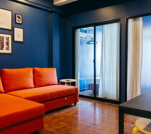 T4 2 Bedrooms/6guests/full kitchen/1 min to BTS