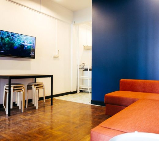 T4 2 Bedrooms/6guests/full kitchen/1 min to BTS
